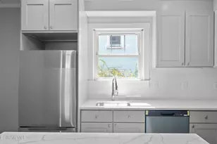 74 Washington Ave, North Adams, MA 01247 - Photo 7