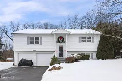 86 Winesap Rd, Pittsfield, MA 01201 - Photo 1