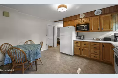 108 Berkshire Dr, Williamstown, MA 01267 - Photo 39