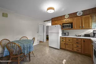 108 Berkshire Dr, Williamstown, MA 01267 - Photo 39