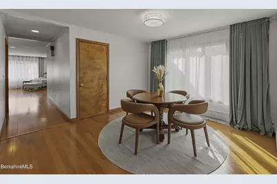 108 Berkshire Dr, Williamstown, MA 01267 - Photo 9