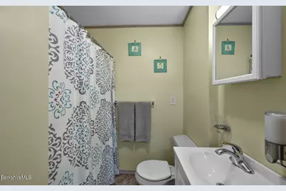 108 Berkshire Dr, Williamstown, MA 01267 - Photo 43