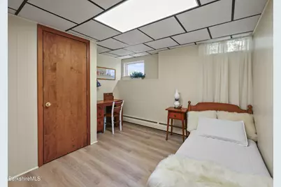 108 Berkshire Dr, Williamstown, MA 01267 - Photo 21