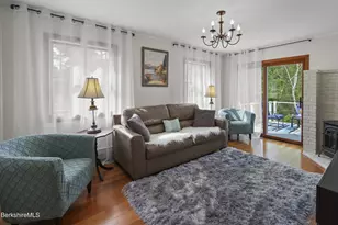 108 Berkshire Dr, Williamstown, MA 01267 - Photo 11