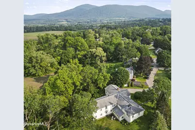 108 Berkshire Dr, Williamstown, MA 01267 - Photo 55