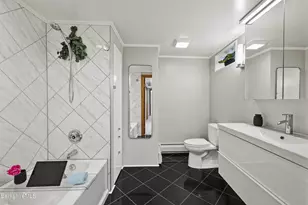 108 Berkshire Dr, Williamstown, MA 01267 - Photo 25