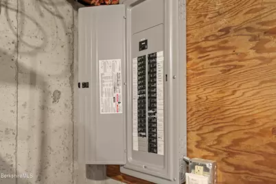 43 Palomino Dr, Pittsfield, MA 01201 - Photo 59