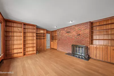 43 Palomino Dr, Pittsfield, MA 01201 - Photo 27