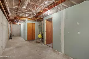 43 Palomino Dr, Pittsfield, MA 01201 - Photo 57