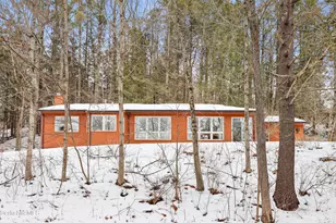 40 Prospect Hill Rd, Stockbridge, MA 01262 - Photo 1