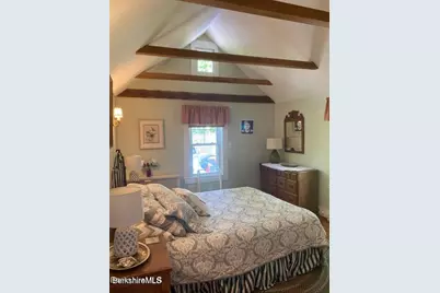 31 St Ann's Ave, Lenox, MA 01240 - Photo 29