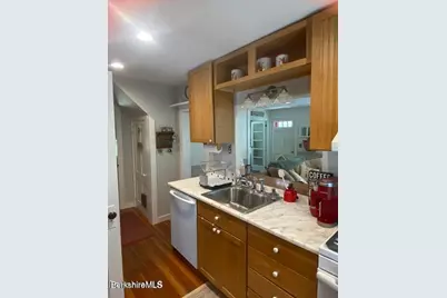 31 St Ann's Ave, Lenox, MA 01240 - Photo 11