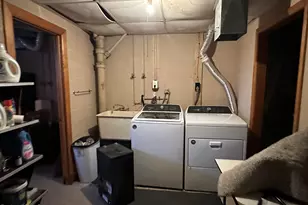 14 Calumet St, Pittsfield, MA 01201 - Photo 19