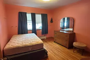 14 Calumet St, Pittsfield, MA 01201 - Photo 13