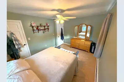 8 Country Rd, Adams, MA 01220 - Photo 23