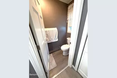 8 Country Rd, Adams, MA 01220 - Photo 21