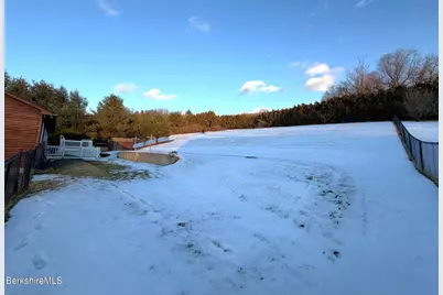 8 Country Rd, Adams, MA 01220 - Photo 33