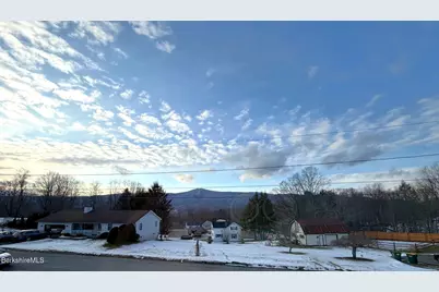 8 Country Rd, Adams, MA 01220 - Photo 39