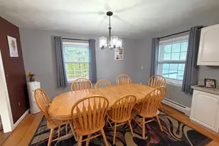8 Country Rd, Adams, MA 01220 - Photo 11