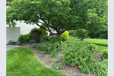 9 October Hill Dr, Lenox, MA 01240 - Photo 11