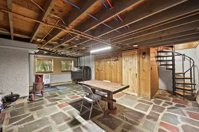 18 Hill Rd, Stockbridge, MA 01262 - Photo 9