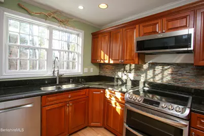 751 Park Hill Rd, Northampton, MA 01060 - Photo 9