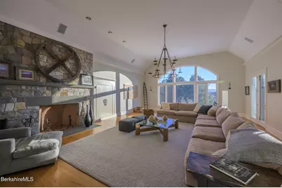 58 Round Hill Rd, Great Barrington, MA 01230 - Photo 21
