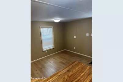 1095 Mohawk Trail #21, North Adams, MA 01247 - Photo 5