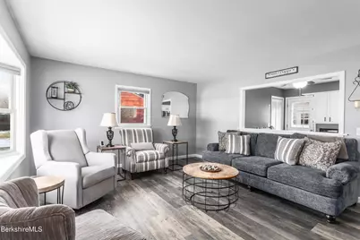 101 Imperial Ave, Pittsfield, MA 01201 - Photo 3