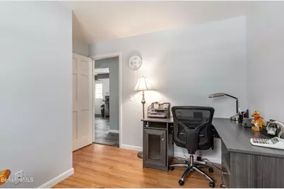 101 Imperial Ave, Pittsfield, MA 01201 - Photo 9