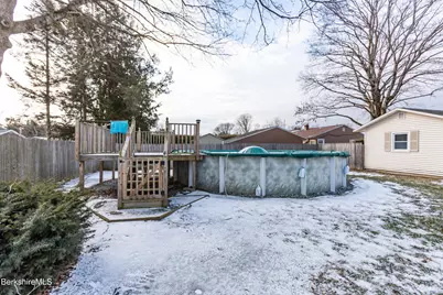 101 Imperial Ave, Pittsfield, MA 01201 - Photo 21