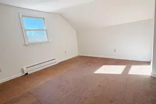 11 Opeechee St, Lanesborough, MA 01237 - Photo 21