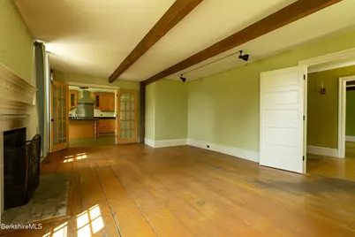 560 Stockbridge Rd, Lee, MA 01238 - Photo 7