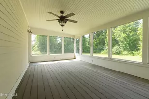 560 Stockbridge Rd, Lee, MA 01238 - Photo 11