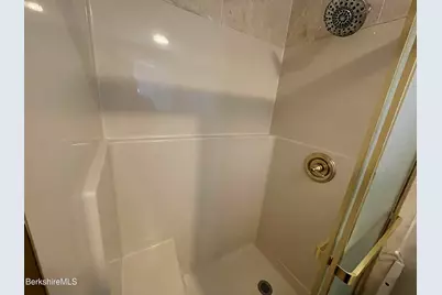 26 Brookside Dr, Pittsfield, MA 01201 - Photo 37