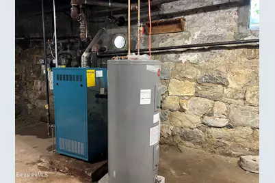 261-263 Pomeroy Ave, Pittsfield, MA 01201 - Photo 19