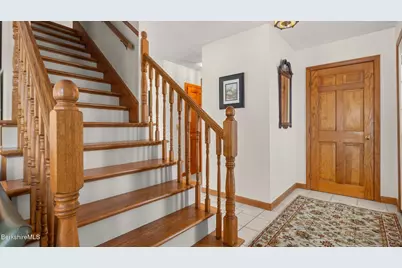 161 Leona Dr, Pittsfield, MA 01201 - Photo 3