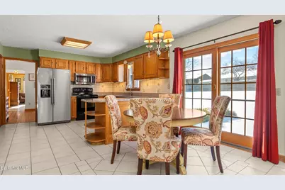 161 Leona Dr, Pittsfield, MA 01201 - Photo 11