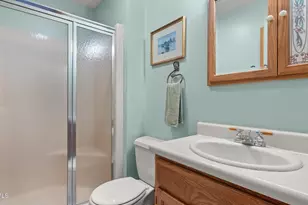 161 Leona Dr, Pittsfield, MA 01201 - Photo 29