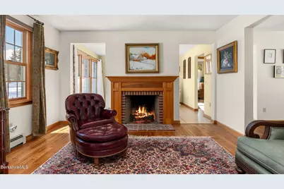 161 Leona Dr, Pittsfield, MA 01201 - Photo 7