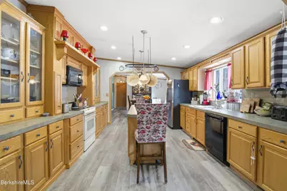 143 E Buckland Rd, Shelburne, MA 01370 - Photo 7