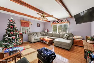 26 Crosier Ave, Pittsfield, MA 01201 - Photo 7