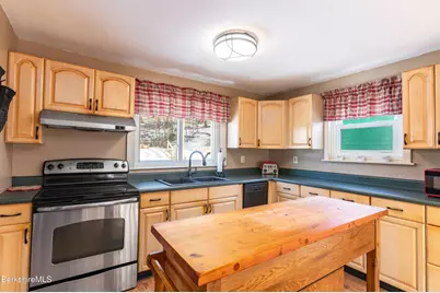 30 Pinehurst Ave, Pittsfield, MA 01201 - Photo 19