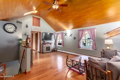 30 Pinehurst Ave, Pittsfield, MA 01201 - Photo 15