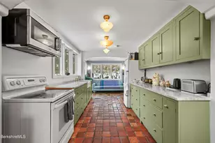 13 Jordan Rd, Cummington, MA 01026 - Photo 15