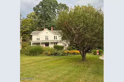 8 Yale Hill Rd, Stockbridge, MA 01262 - Photo 1