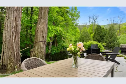 8 Yale Hill Rd, Stockbridge, MA 01262 - Photo 17