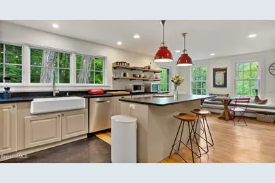 8 Yale Hill Rd, Stockbridge, MA 01262 - Photo 11