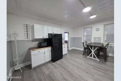 98L Summer St, Adams, MA 01220 - Photo 3