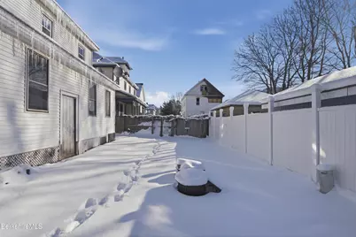76-78 Stoddard Ave, Pittsfield, MA 01201 - Photo 39